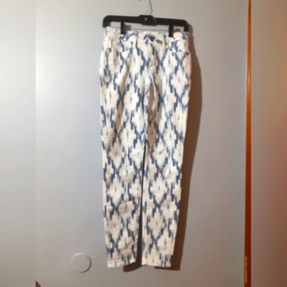 PAIGE Verdugo Ultra Skinny  Blue and White Pants with Geometric Print Size 27 - Picture 2 of 8